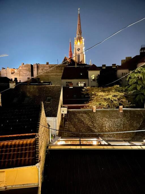 Apartment Alina Urban Getaway Center Pet Friendly